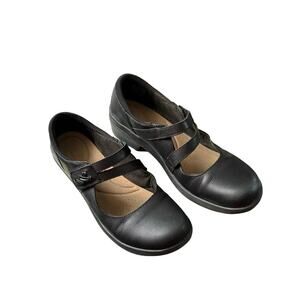 Clarks Emily Clover Mary Jane pumps black womens size 8 comfort insoles 1” heel